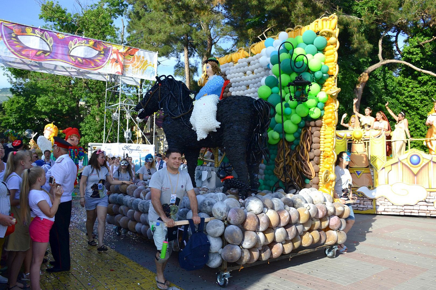 Фестиваль воздушных шаров - МОРЕ ШАРОВ 2019