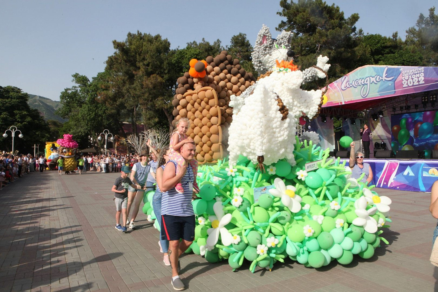 Международный фестиваль искусства аэродизайна - Море шаров 2022 Карнавал в Геленджике 2022