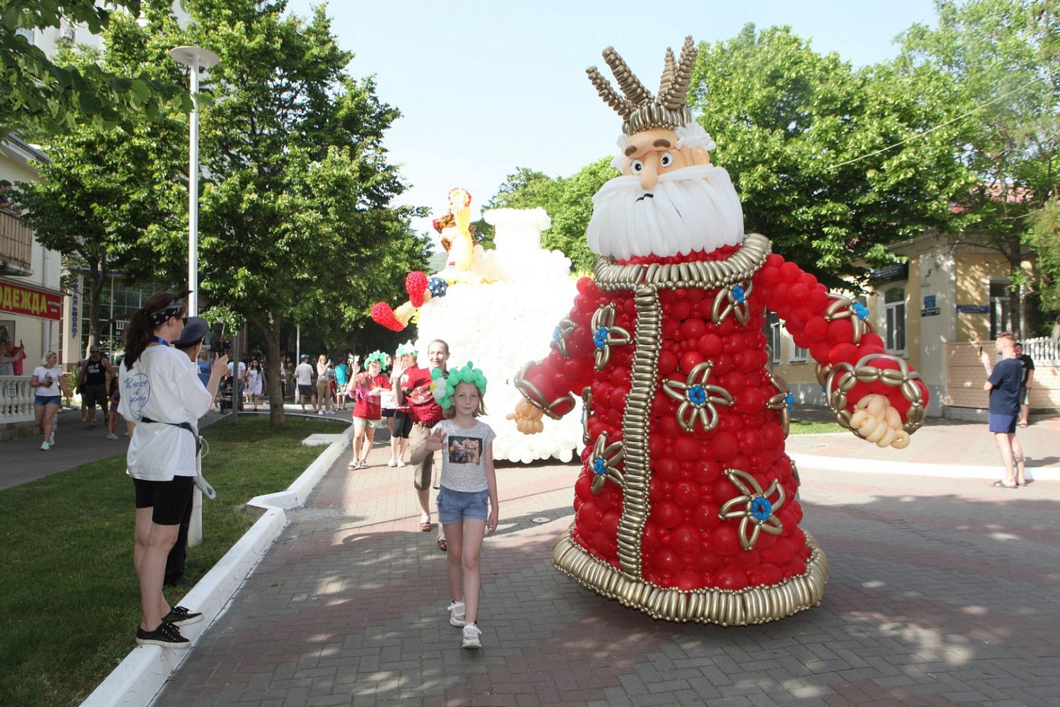 Международный фестиваль искусства аэродизайна - Море шаров 2022 Карнавал в Геленджике 2022